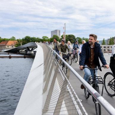 Group cycling in Copenhagen