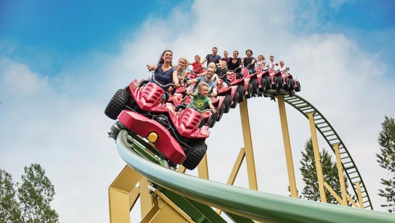 Achterbahn Juvelen im Vergnügungspark Djurs Sommerland in Djursland bei Aarhus, Dänemark