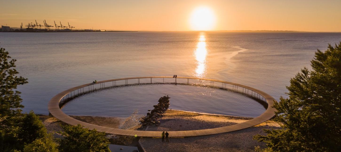 Sunrise at the Infinite Bridge outside Aarhus