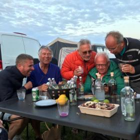 Gin proeven bij 'Love for the Campsite'